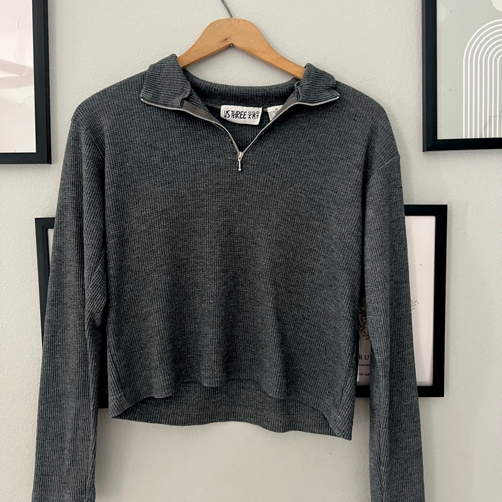 Gray Zip-Up Long Sleeve